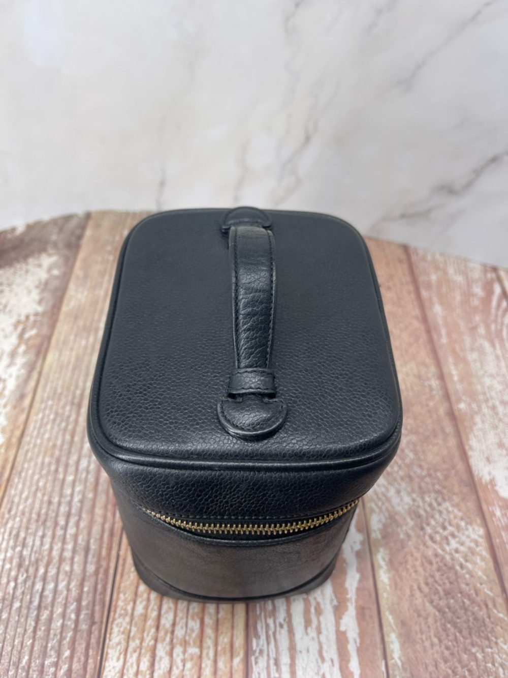 AUTHENTIC Chanel Vintage Black Caviar CC Tall Timeless Vanity Case - Picture 11 of 17